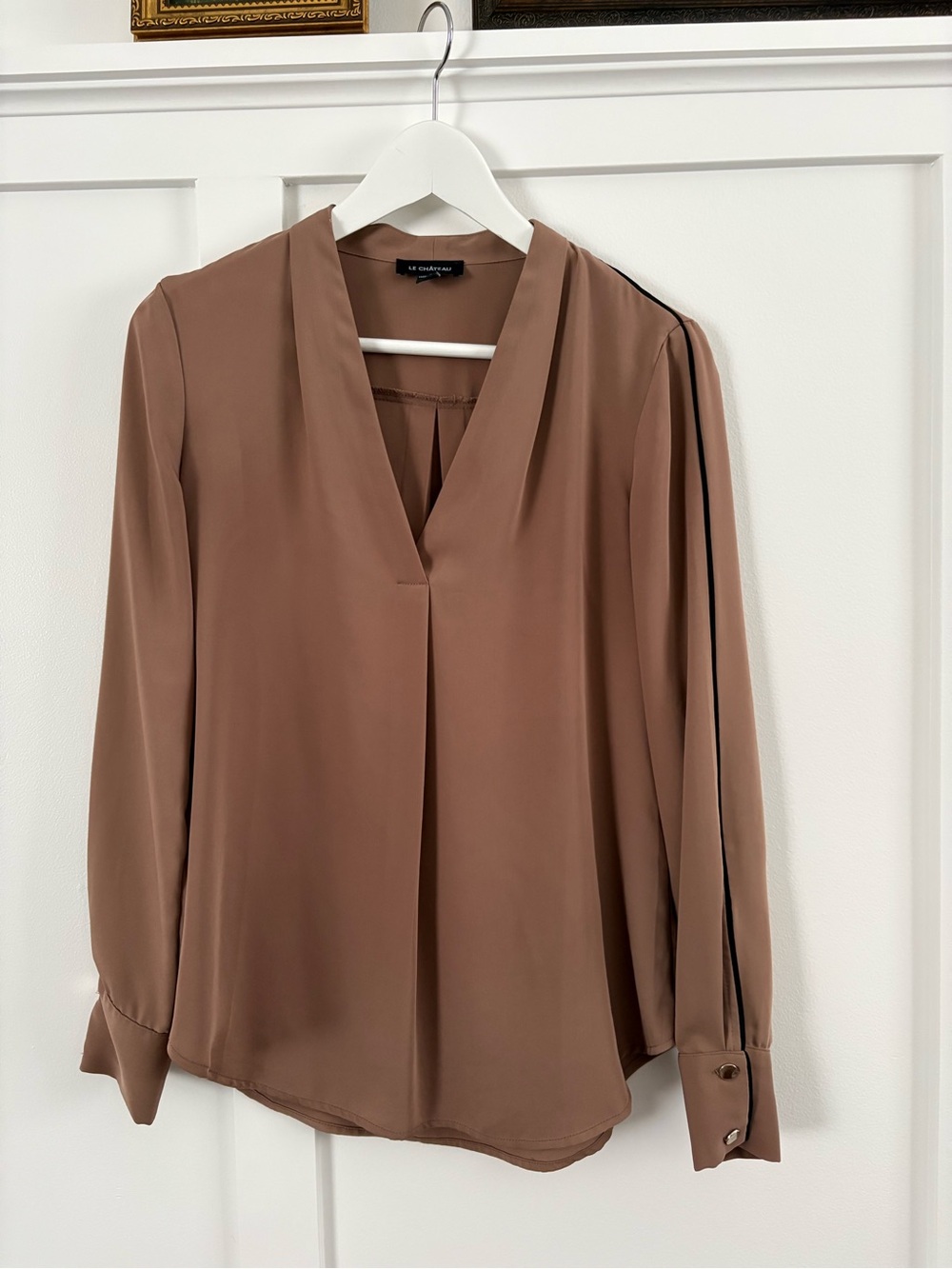 Le Chateau Dusty Pink V-Neck Long Sleeve Blouse